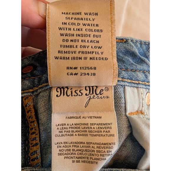Miss Me Women's Thrashed Boyfriend Blue Jeans Sz 26 Destroyed Worn Distressed - Picture 12 of 12